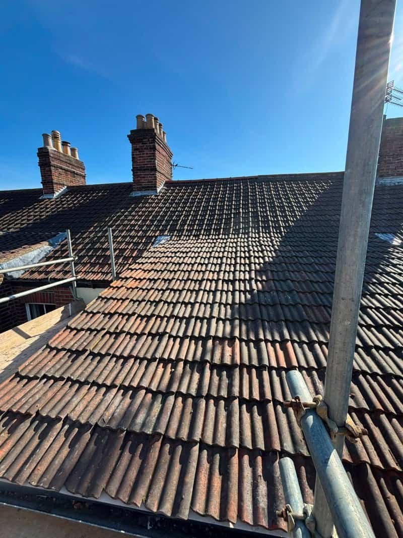 Newly completed roof in Thetford with the scaffolding still up